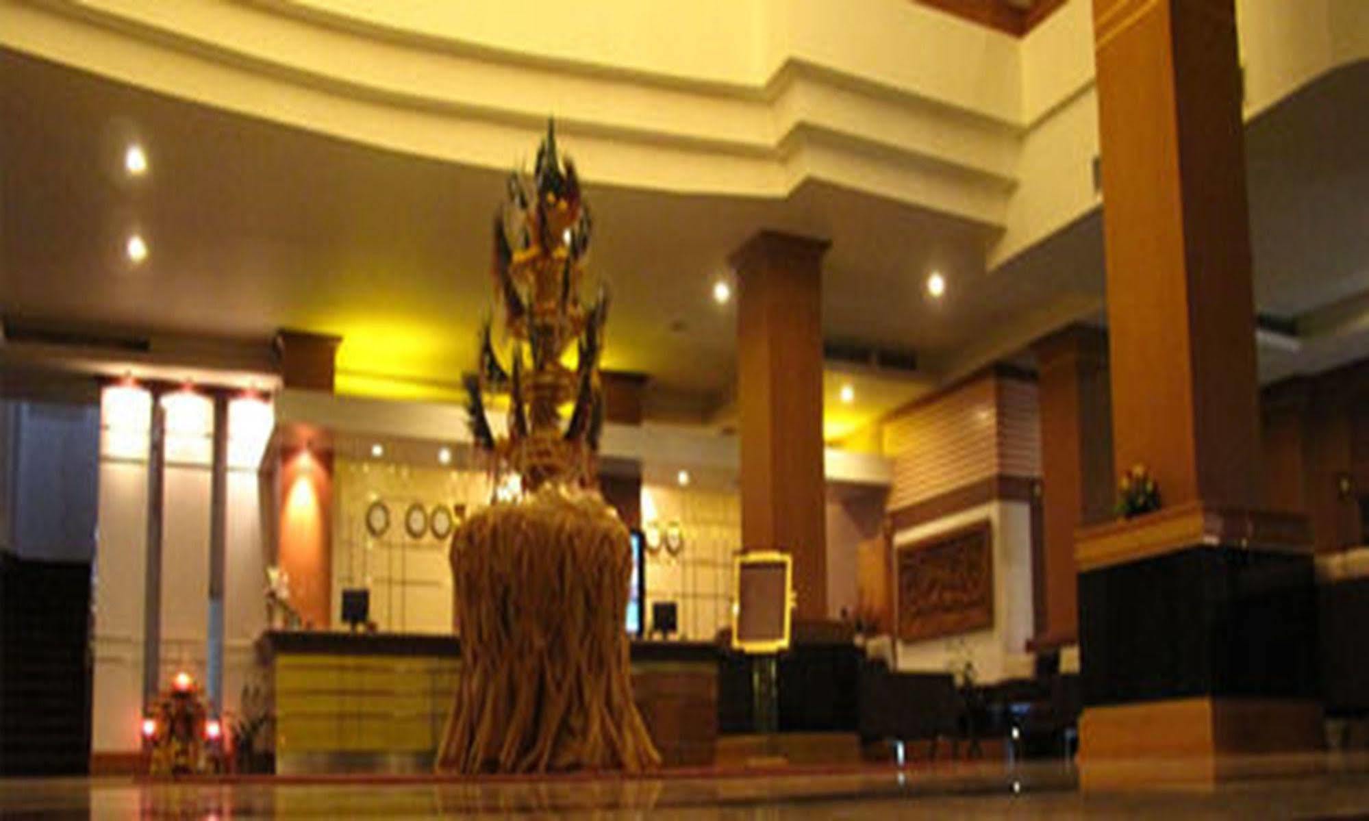 Arawan Riverside Hotel Pakse Esterno foto
